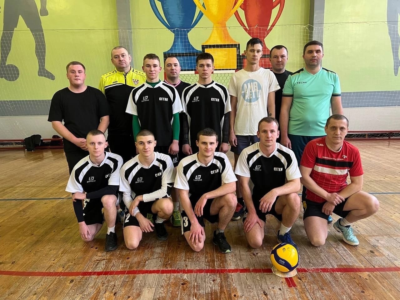 Прошла товарищеская встреча по волейболу в рамках акции