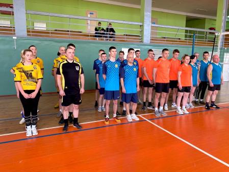 Прошли зональные соревнования по волейболу 